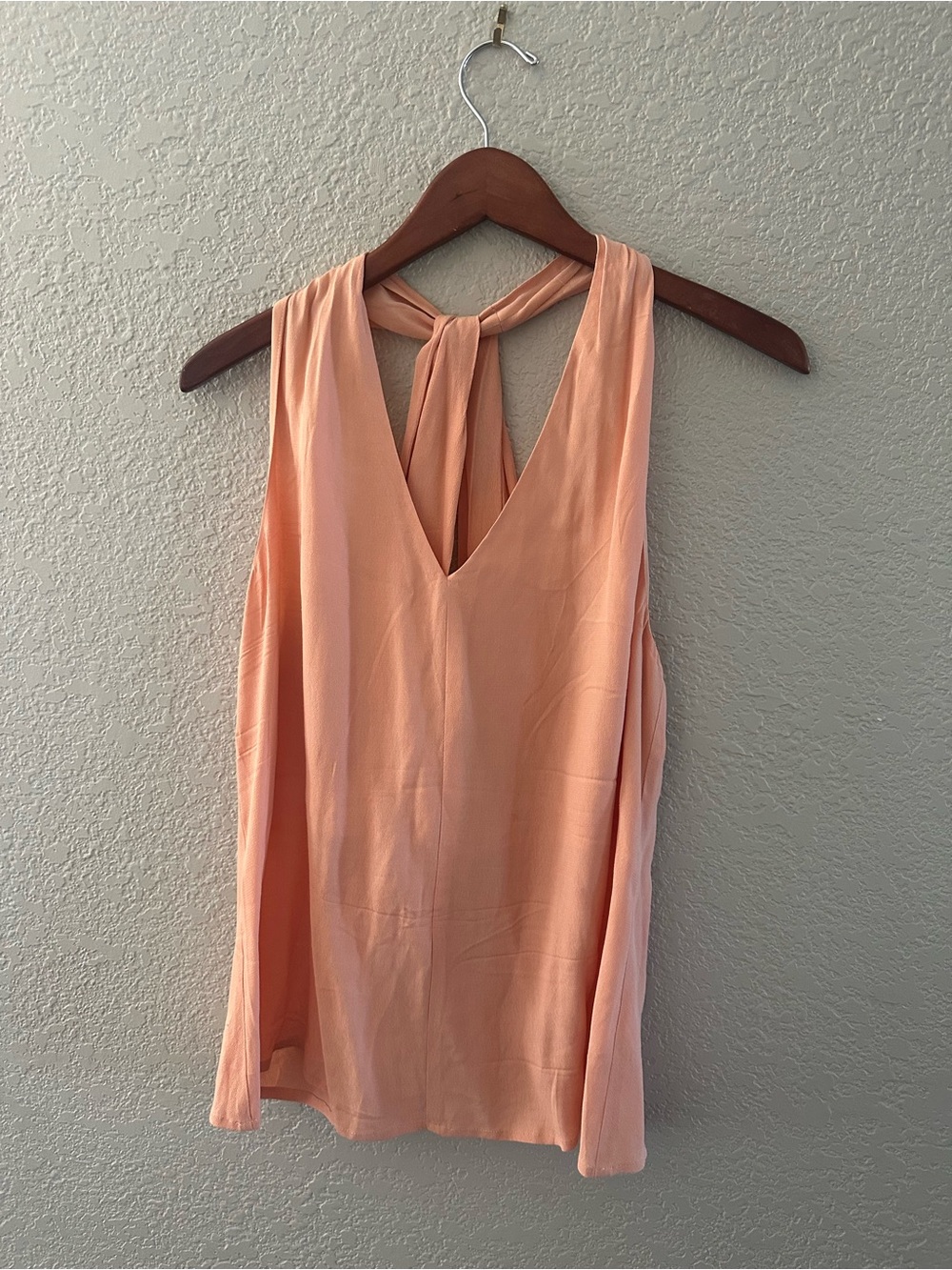 Sleeveless Peach Tie-Back V-Neck Top